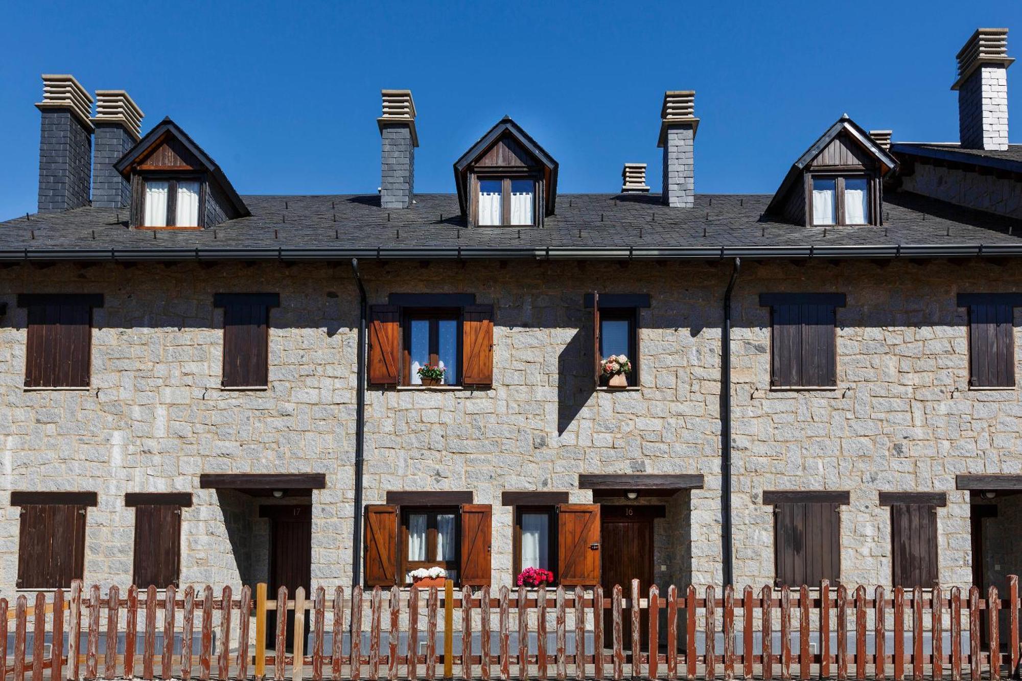 Torres De Vallibierna Benasque Exterior foto